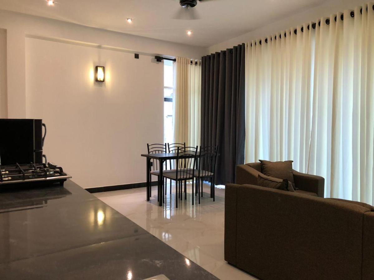 Luvi'S Villa Ґалле Екстер'єр фото