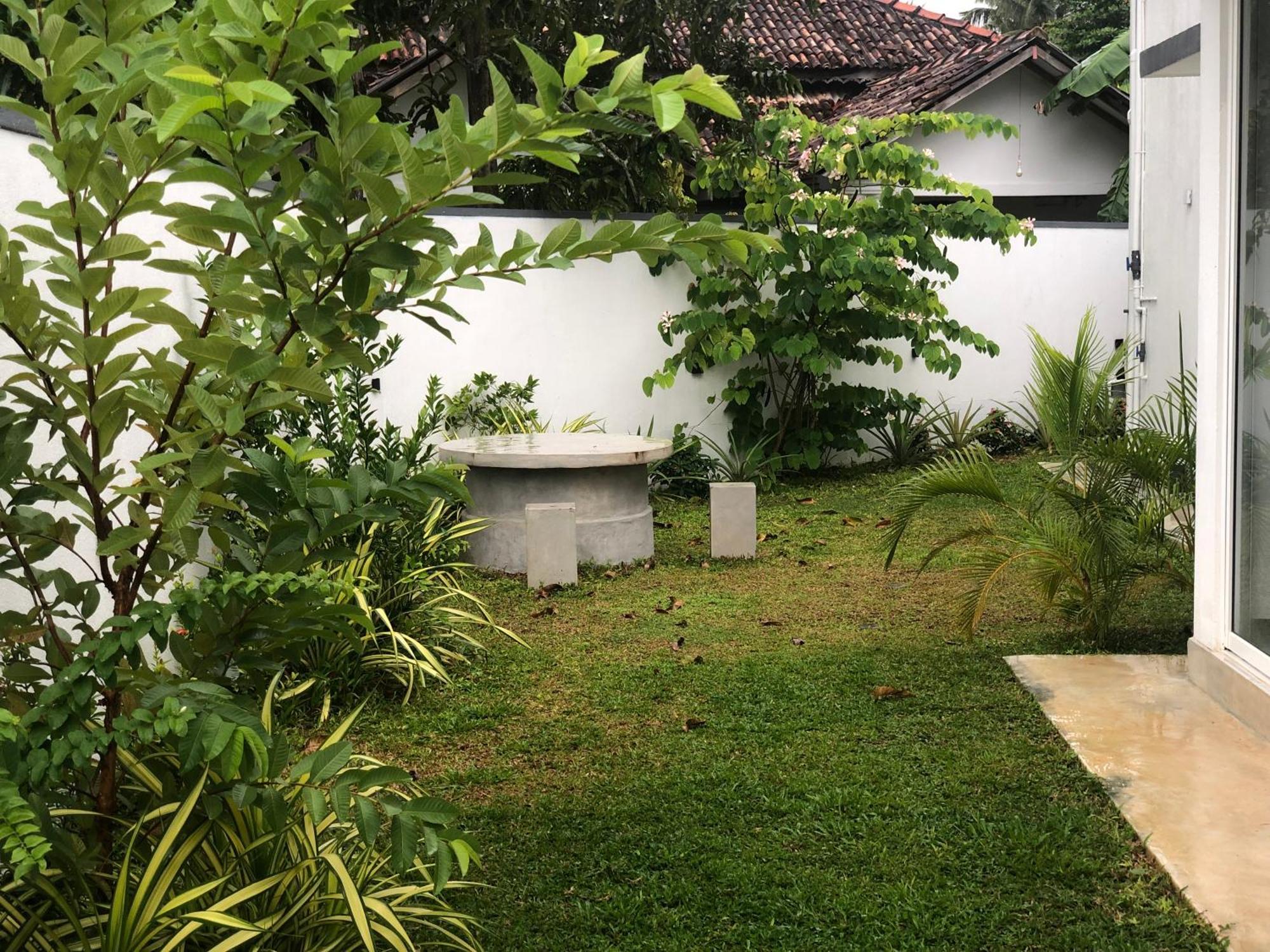 Luvi'S Villa Ґалле Екстер'єр фото